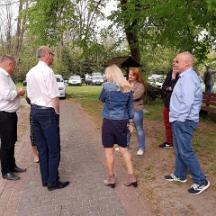 IMG 20220514 172115032 BURST000 COVER TOP